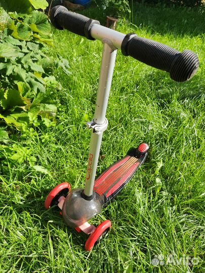 Самокат детский трехколесный