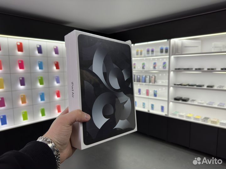 iPad Air (5th Generation) 64GB, Wi-Fi, Space Gray