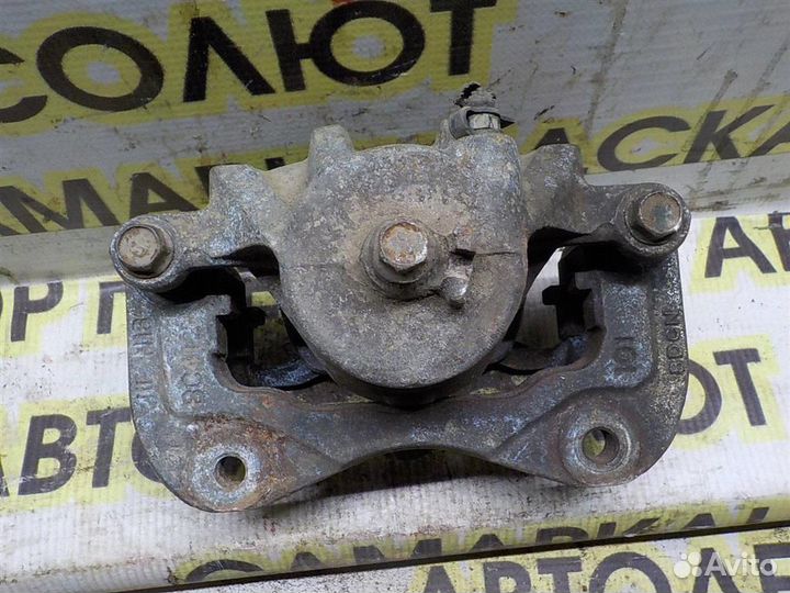 Суппорт передний левый Hyundai Tucson (JM) 2004-2