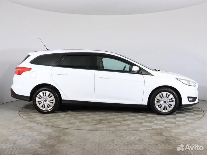 Ford Focus 1.6 AMT, 2015, 106 111 км