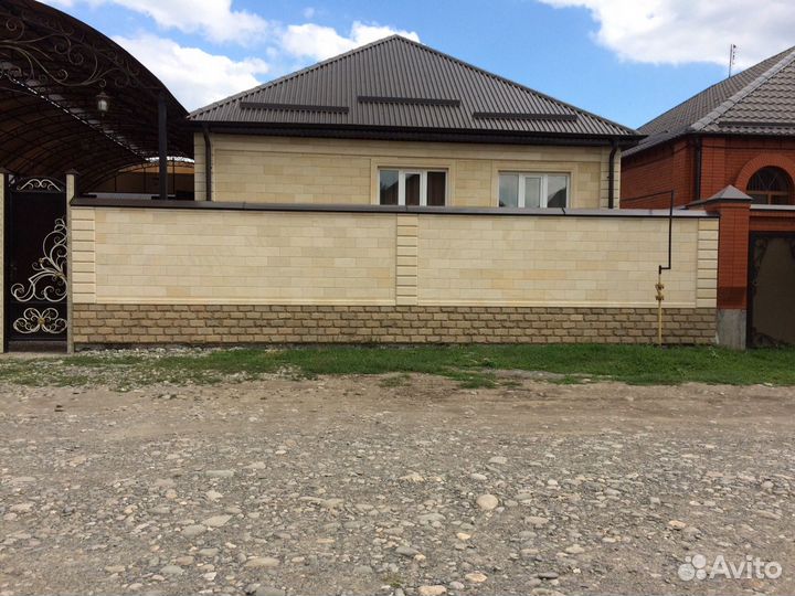 Облицовка дагестанским камня