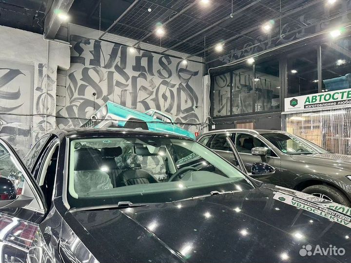 Лобовое стекло bmwm4