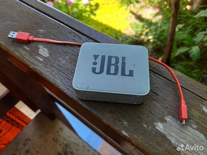 Колонка jbl go 2