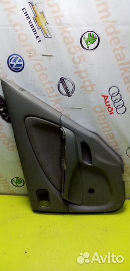 Обшивки дверей зад Nissan Almera N 16 н