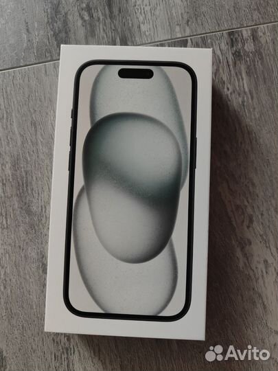 iPhone 15, 256 ГБ
