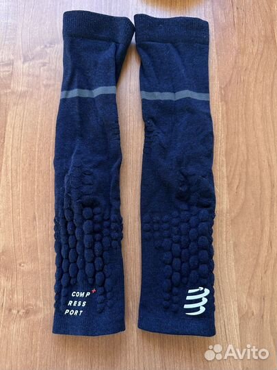 Рукава для бега Compresssport Armforce Ultralight