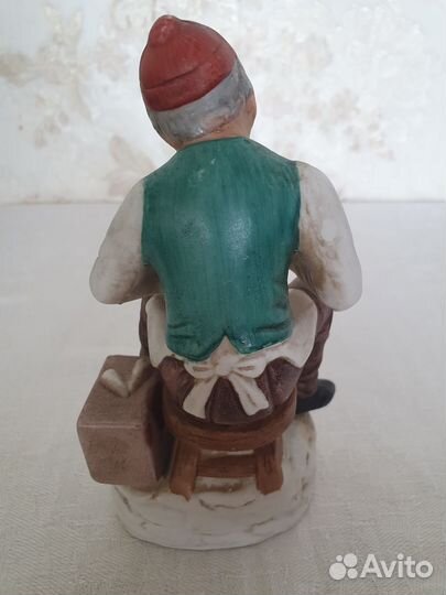 Фарфоровые статуэтки