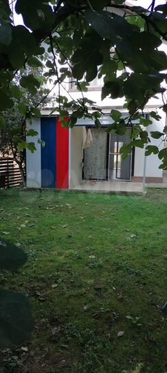 Дом 100 м² на участке 4 сот.