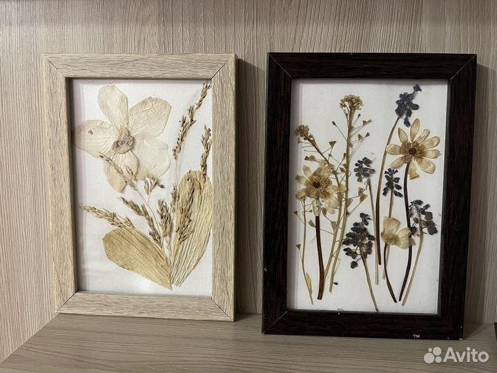 Настенное панно, декоративные вазы, статуэтки