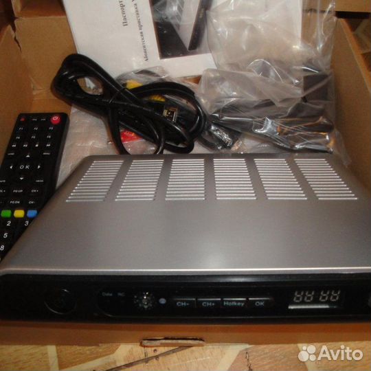 Абонентская приставка Yuxing YX-6916