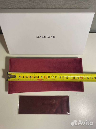 Футляр для очков Marciano Guess