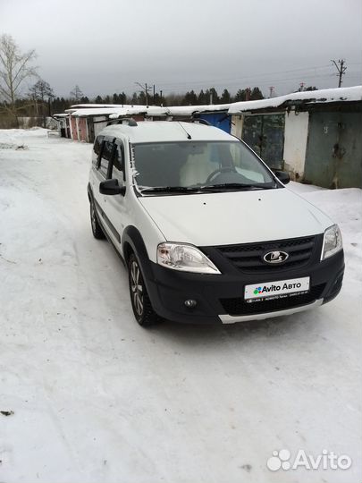 ВАЗ Largus Cross 1.6 МТ, 2020, 30 000 км