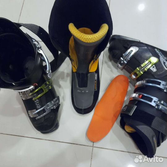 Горнолыжные ботинки Salomon, размер 42-43