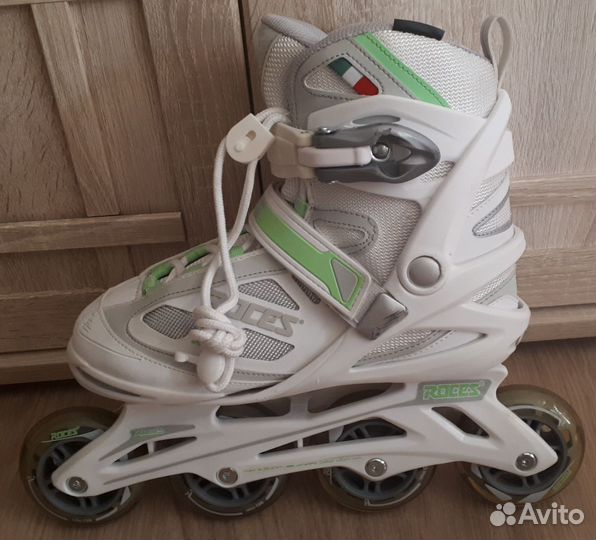 Роликовые коньки женские Roces Yves W 2015