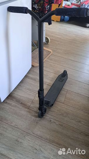 Самокат трюковой