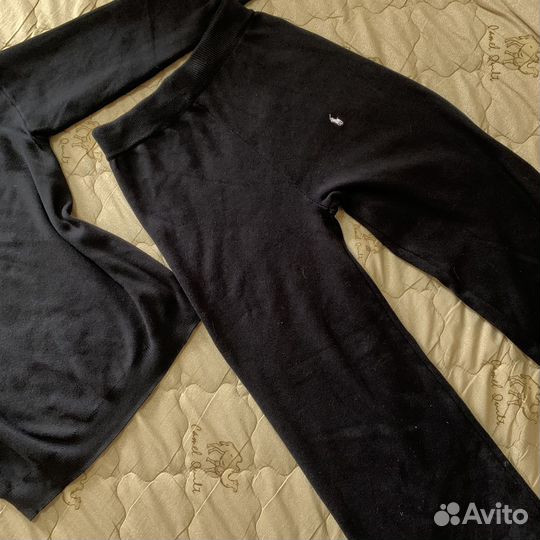 Трикотажный костюм женский брючный