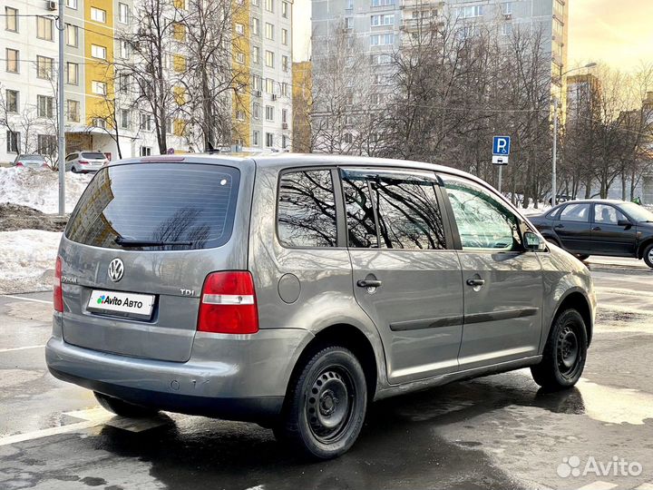 Volkswagen Touran 1.9 МТ, 2004, 215 000 км