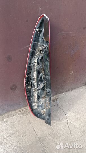 Фонарь задний правый Mitsubishi Colt Z30 хэтчбек