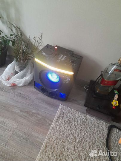 Dexp LH-V500