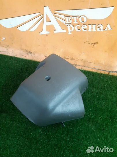 Кожух рулевой колонки Toyota Corona седан 1.8