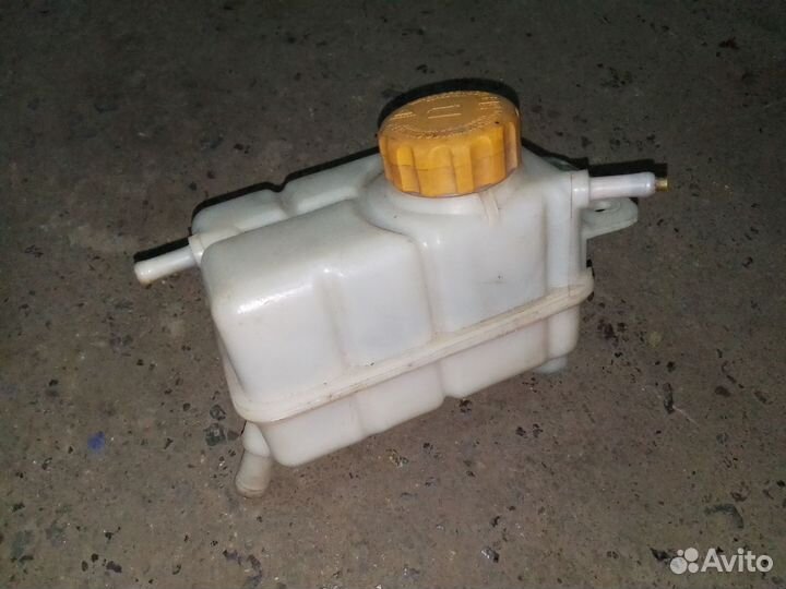 Бачок расширительный Шевроле Авео т250