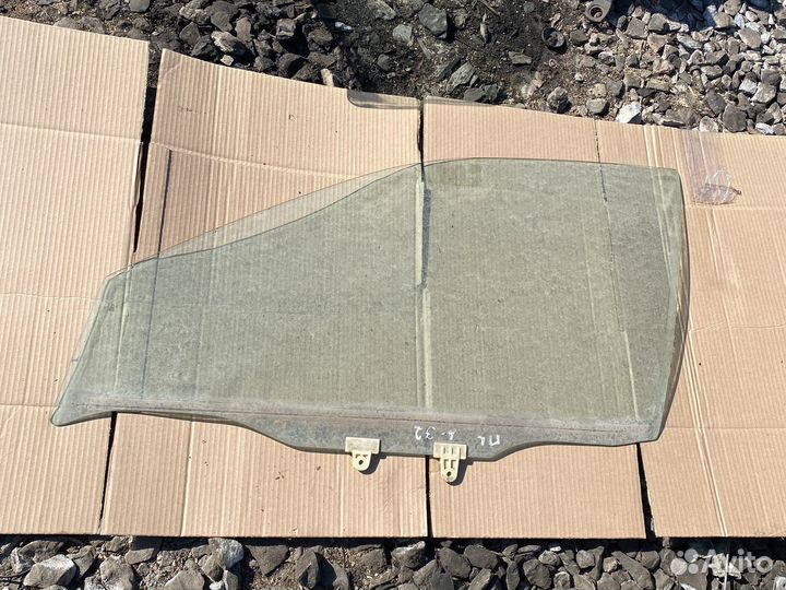 Стекло переднее левое Nissan cefiro a32