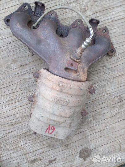 Коллектор выпускной mitsubishi lancer 9