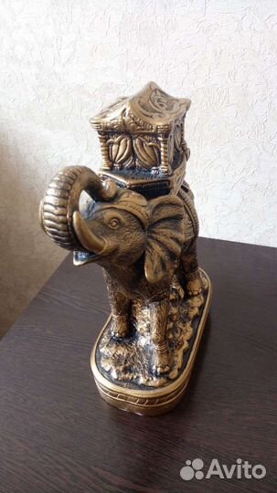 Статуэтка слон