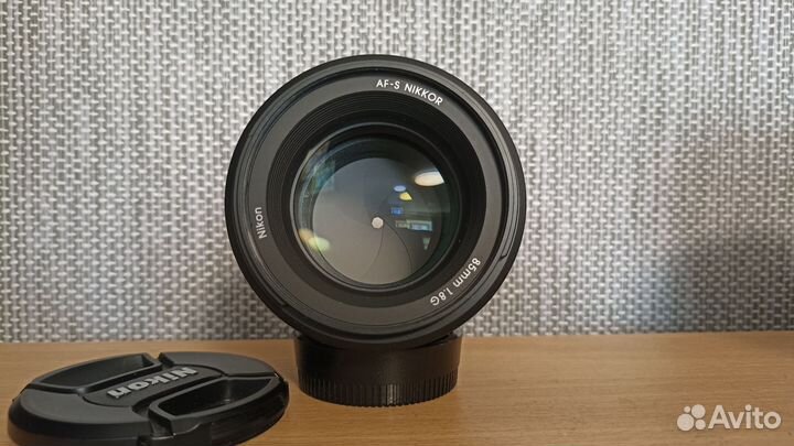 Объектив Nikon 85mm f/1.8G AF-S Nikkor