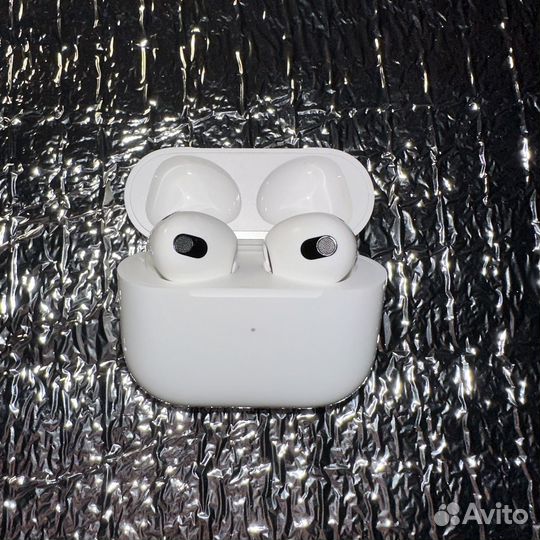 Наушники Apple AirPods (3rd generation)