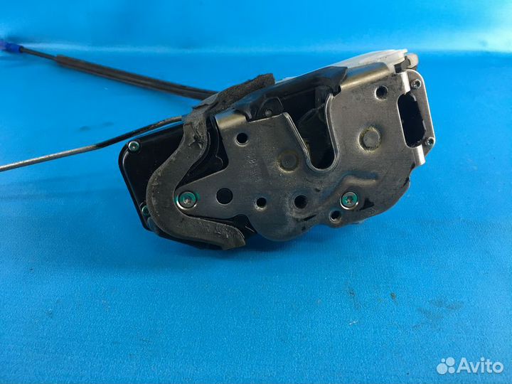 Замок двери передней левой Chevrolet Cruze 2009-20