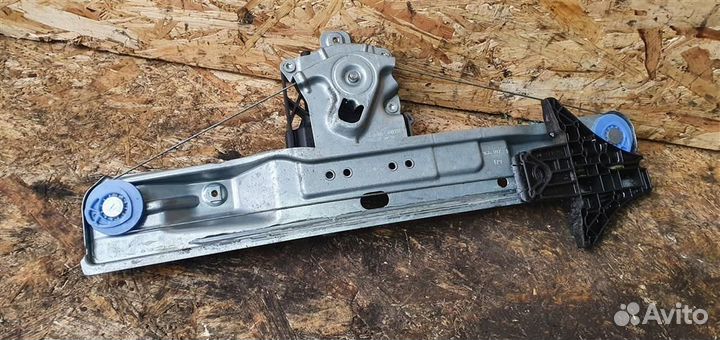 Стеклоподъемник электрический задний правый Opel