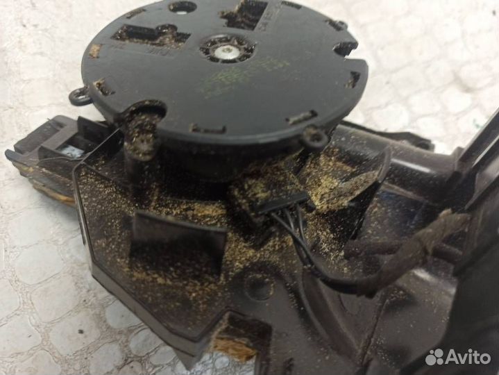 Моторчик зеркала правого