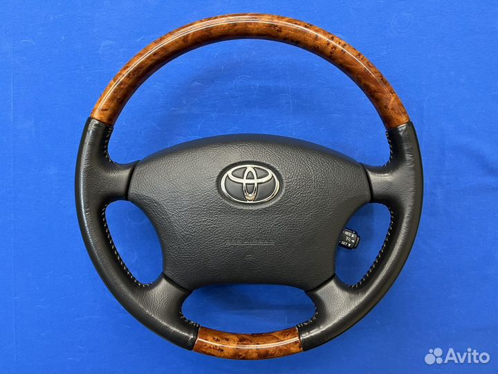 Руль с косточкой под дерево Toyota Lexus