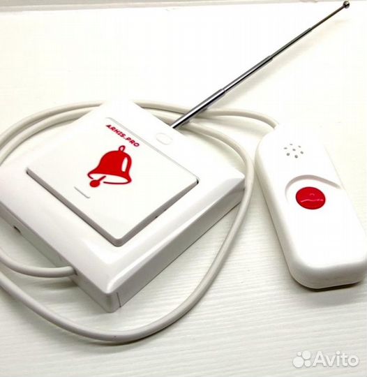 Кнопка вызова персонала с выносной кнопкой в руку