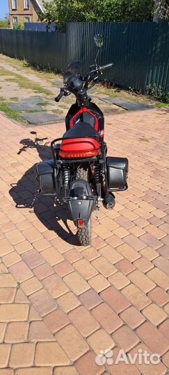 Скутеретта Cross Cub Tourist