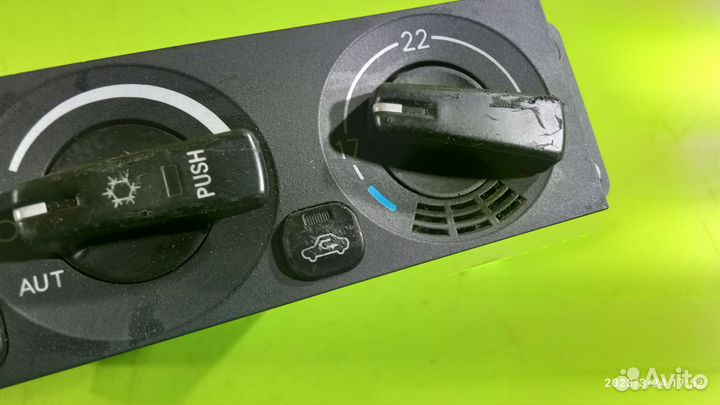 Блок управления отопителем для Mitsubishi Carisma