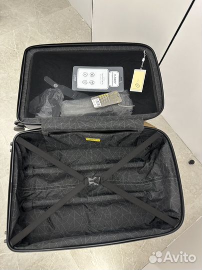 Чемодан Mandarina Duck D-Drop L