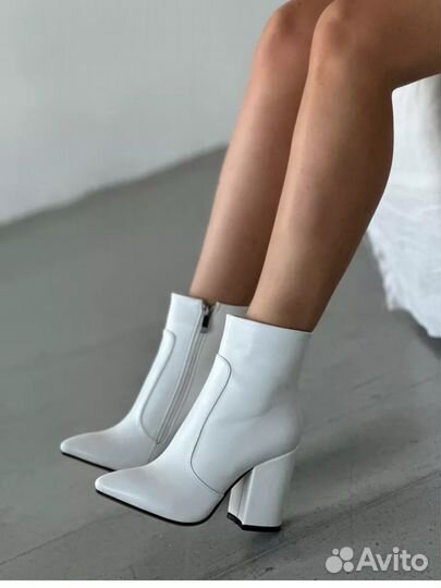 Сапоги женские свадебные