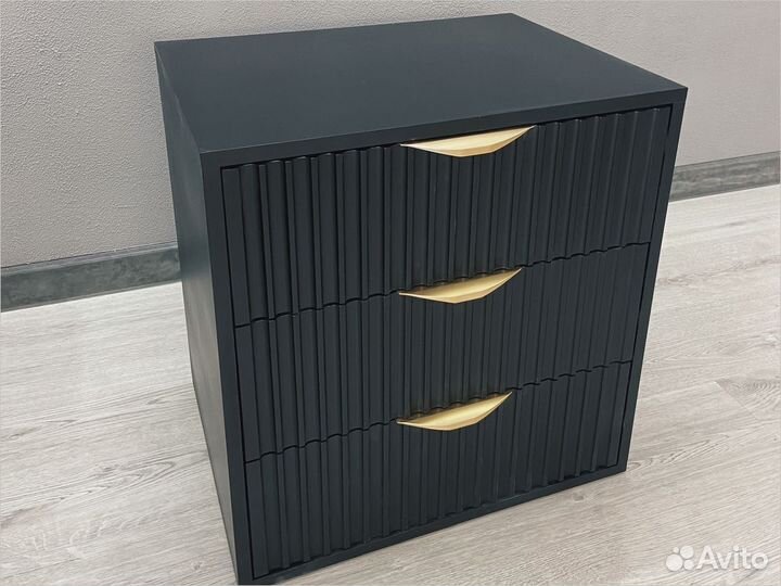 Прикроватная тумба черная