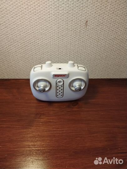 Радиоуправляемый вертолет Syma