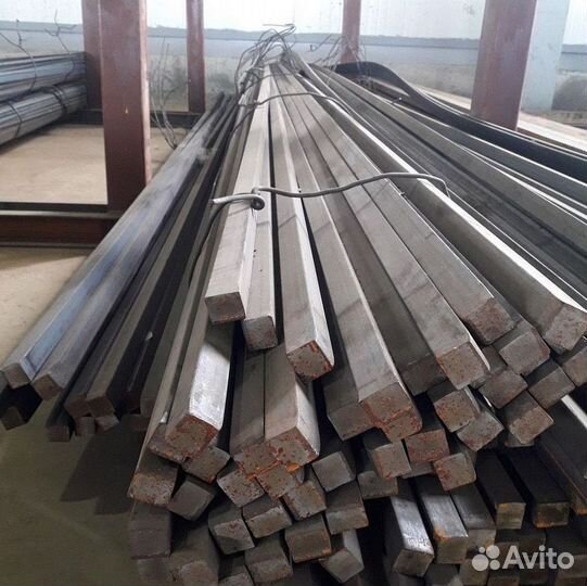 Квадрат металлический