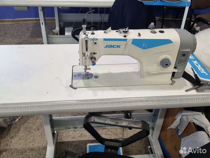 Промышленная швейная машина jack F5