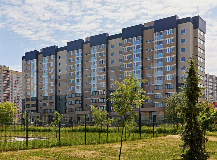 2-к. квартира, 67,5 м², 2/10 эт.
