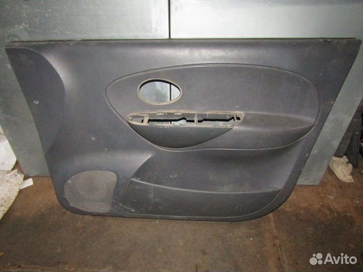 Обшивка двери передней правой Matiz 2001-2015