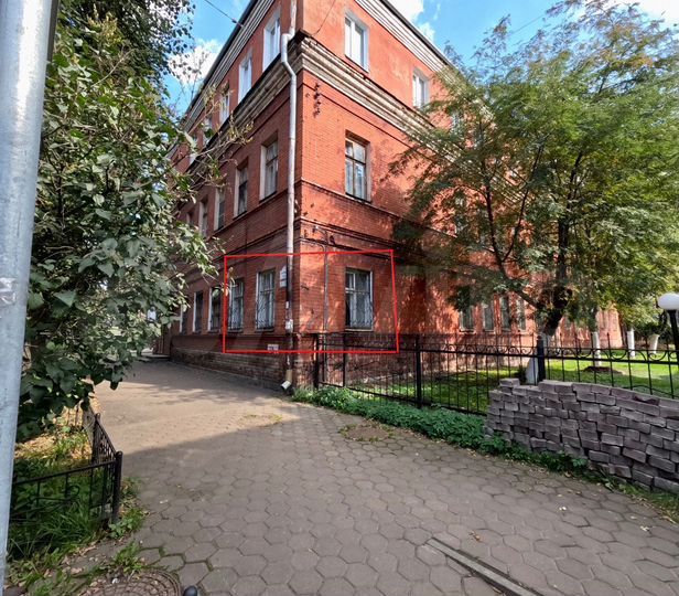 Офис, салон 35 м²