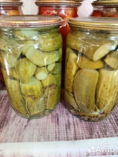 Соленья домашние помидоры, огурцы