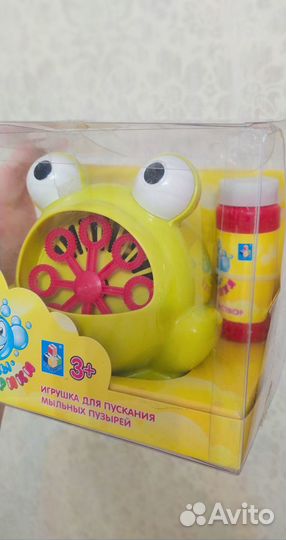 Игрушка машина для мыльных пузырей (новая)