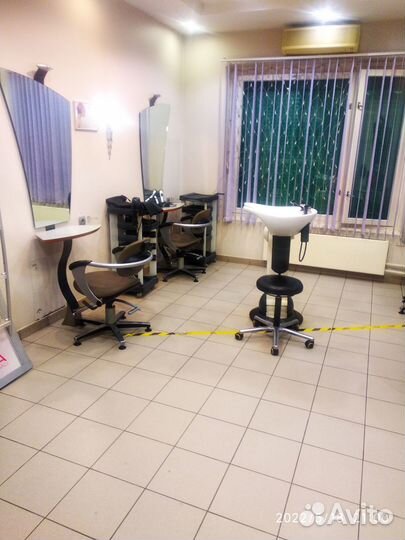 Сдача рабочих мест парикмахерам