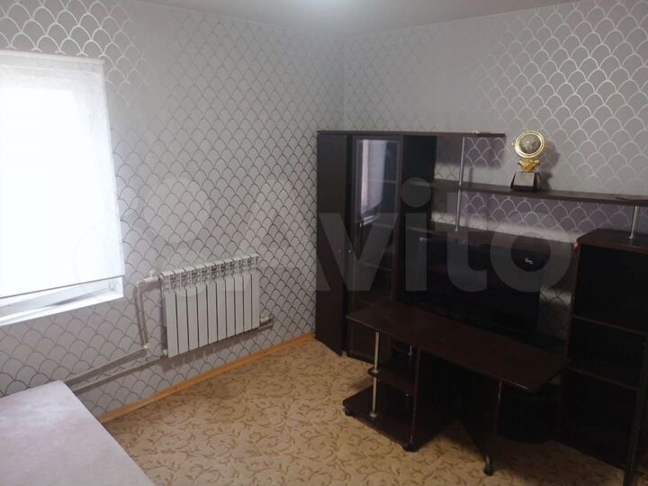 Комната 11 м² в 4-к., 1/1 эт.